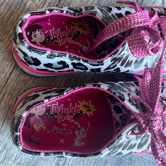 Skechers Twinkle Toes Cheetah Print Size 1 - Picture 8 of 9